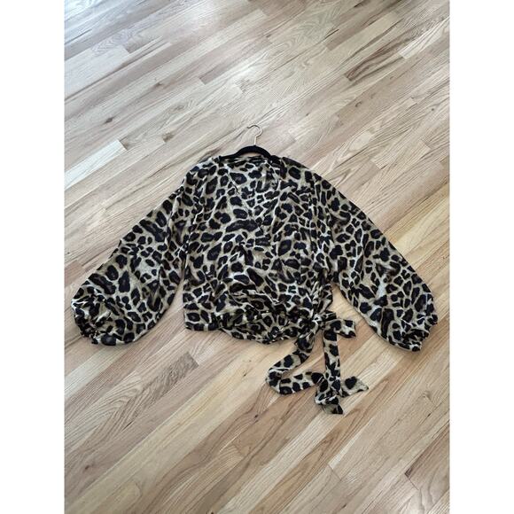 Torrid Women's Animal Wrap Top Blouse Print Size 5X Long Sleeve Dressy Bishop - Picture 1 of 10